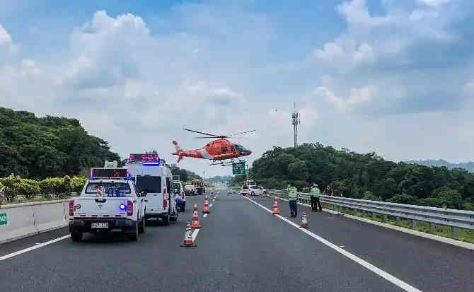 香洲区高速公路汽车救援案例
